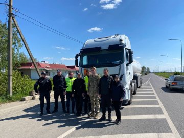  В  «Устилузі» запрацювала електронна черга для вантажівок вагою понад 7,5 тонн
