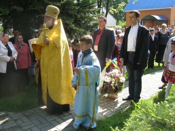 У Піддубцях поблизу Луцька 9 травня освятили пам’ятник воїнам УПА