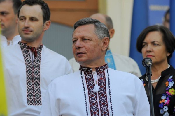 Луцький фотограф поділився світлинами-спогадами про Миколу Романюка