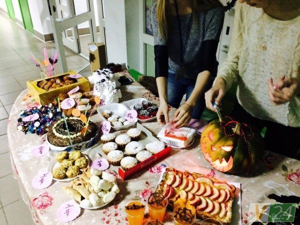 Благодійні жахи: студенти влаштували хелловінський ярмарок. ФОТО