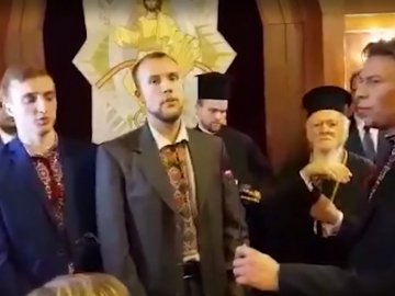 Лучанин зі студентами піснею привітав Вселенського патріарха Варфоломія. ВІДЕО