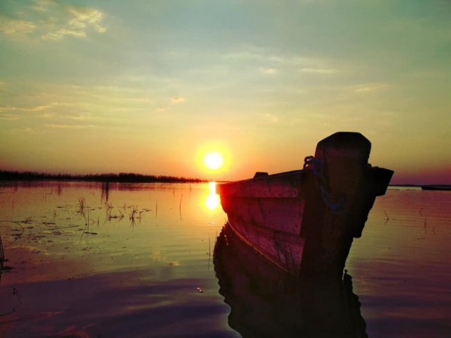 Захопливі світлини заходу сонця на Світязі. ФОТО