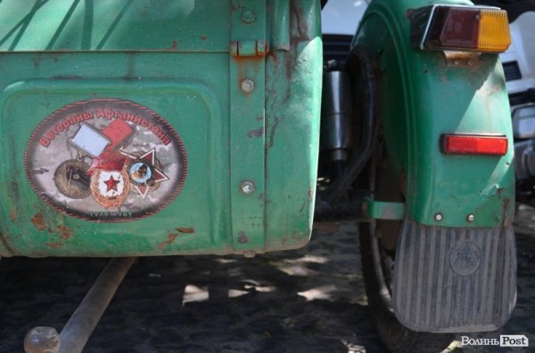 Під Луцьком - тусовка байкерів. ФОТО