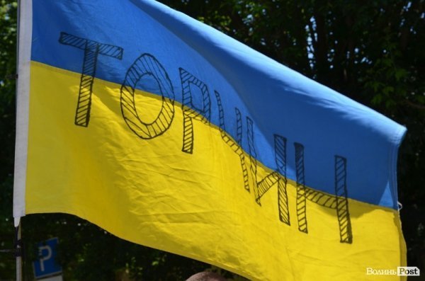 Під Луцьком - тусовка байкерів. ФОТО