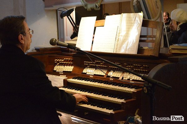 Луцькі католики відслужили святу літургію. ФОТО