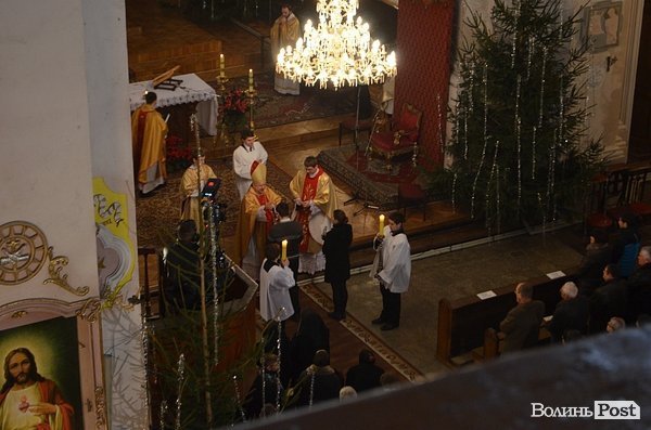 Луцькі католики відслужили святу літургію. ФОТО