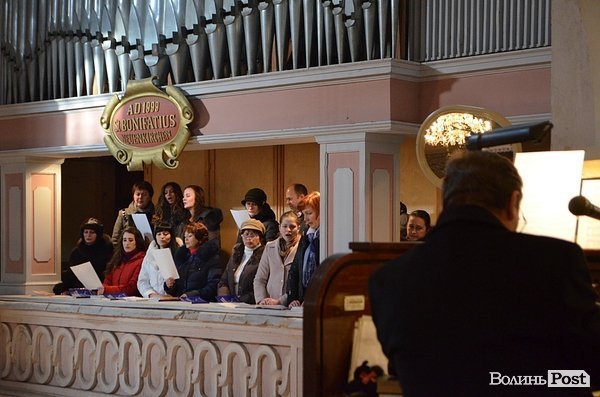 Луцькі католики відслужили святу літургію. ФОТО