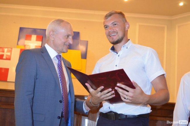 З концертом та подяками: як у Луцьку вітали будівельників. ФОТО