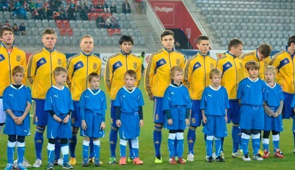 Волинські футболісти наблизили Україну до Євро. ФОТО. ВІДЕО