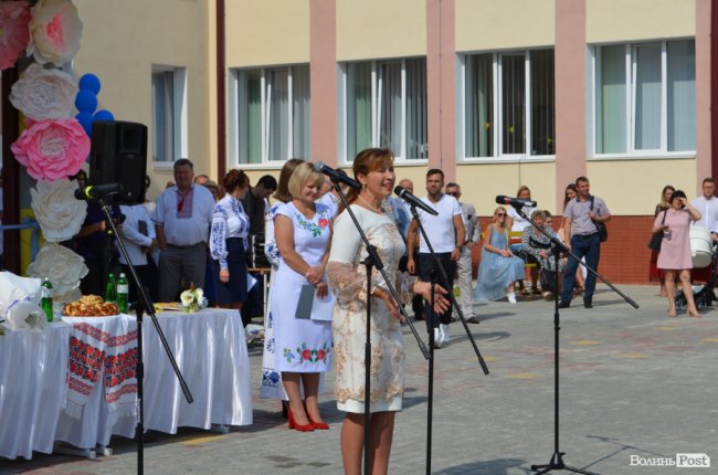 Під гаслом «Вперше»: луцька школа №27 відкрила свої двері. ФОТОРЕПОРТАЖ