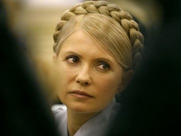 Тимошенко відмовилася йти на суд 