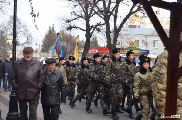 Лучани вшанували пам’ять жертв Голодомору