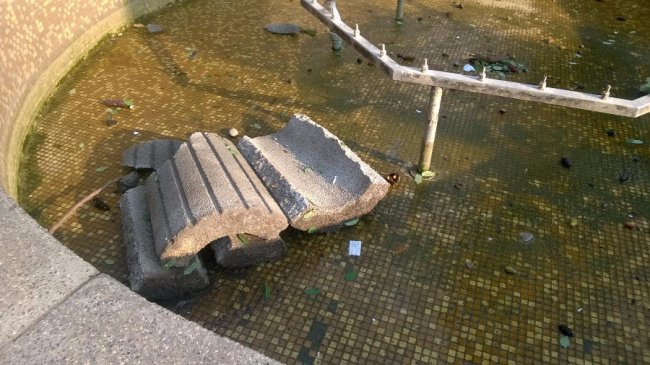 У Рожищі розбили та розписали смітники