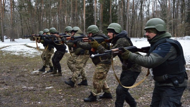 Перша група добровольців підрозділу «Лють» завершила навчання на Волині