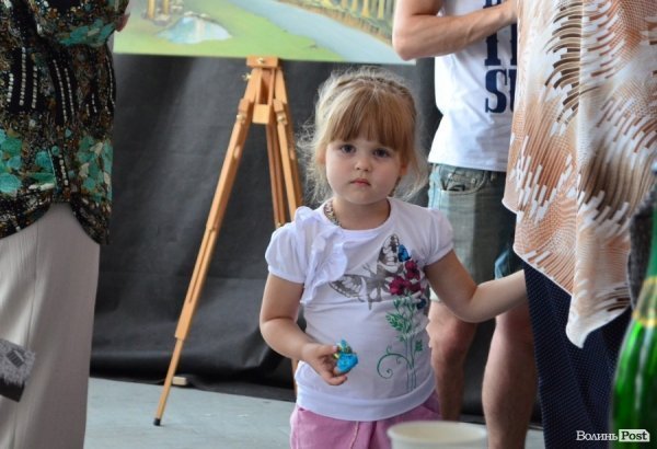 Молодий художник намалював підсвідомість 