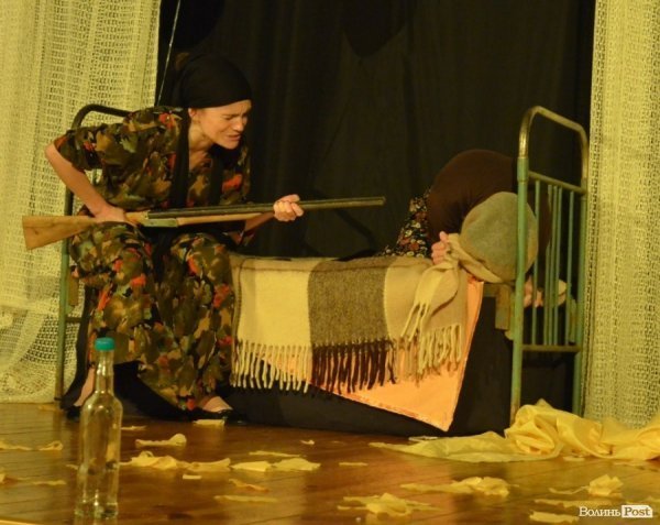 Любовний трикутник на сцені: закриття сезону від  «Гармидера»