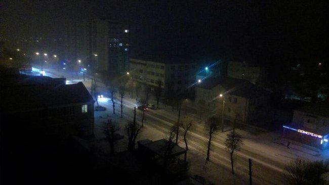 Лучани радіють першому снігу. ФОТО