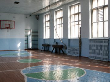 На Донеччині школяр помер на уроці фізкультури