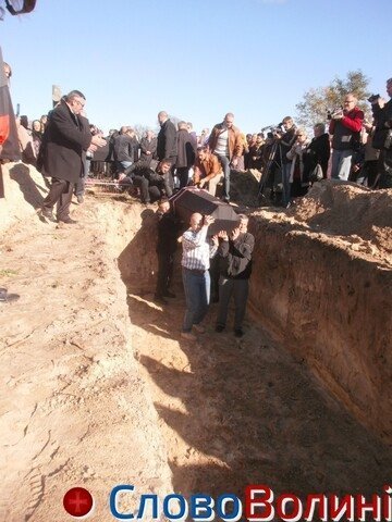Під Рожищем перепоховали жертв Волинської трагедії. ФОТО