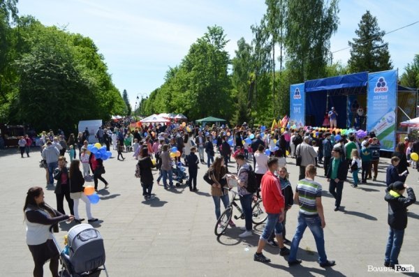 У Луцьку розпочалося ювілейне свято морозива від компанії «Рудь». ФОТО*