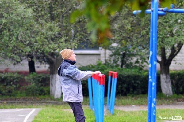 Луцьк. Ранок. Парк. Лучани. ФОТО