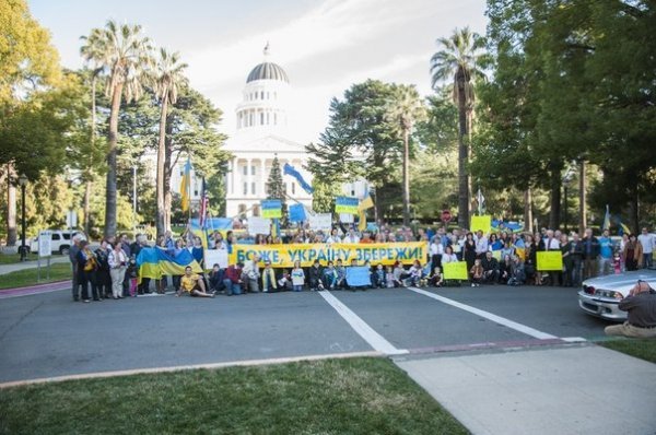Євромайдан відбувся навіть в американському Сакраменто. ФОТО