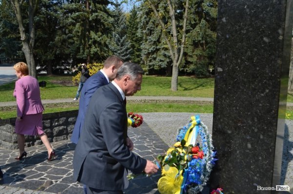 У Луцьку вшанували пам’ять загиблих ліквідаторів Чорнобильської аварії. ФОТО