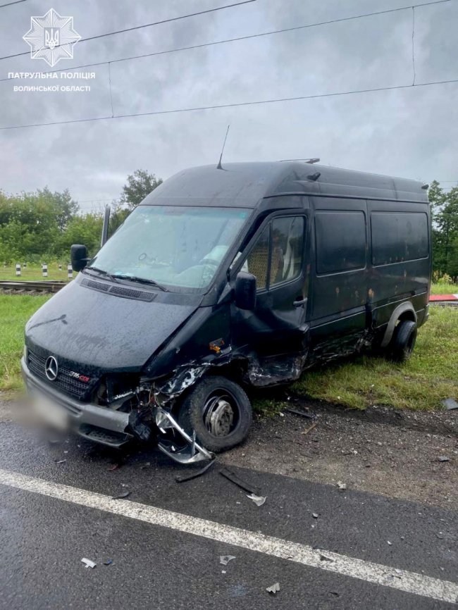 На Волині п'яний водій вчинив ДТП: розтрощені автомобілі. ФОТО