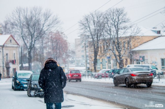 Засніжений Луцьк. ФОТОРЕПОРТАЖ