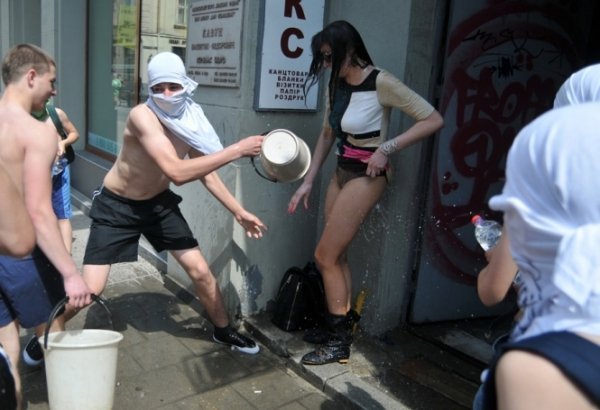 «Водяні маньяки»: як великодню забаву перетворили на хуліганство. ФОТО