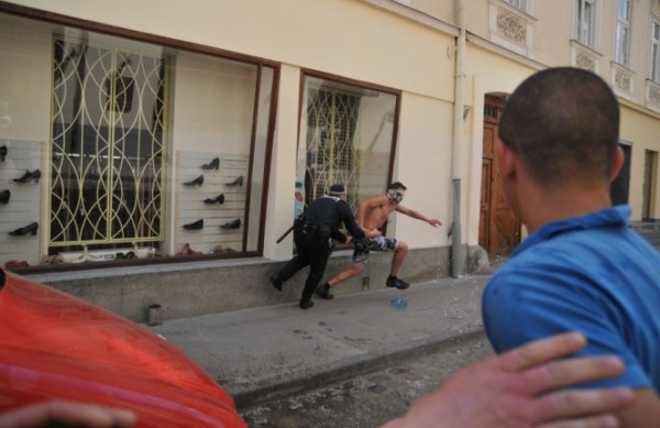 «Водяні маньяки»: як великодню забаву перетворили на хуліганство. ФОТО