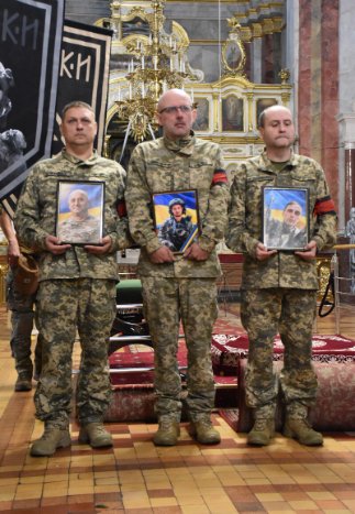 У Луцьку попрощалися з трьома Героями