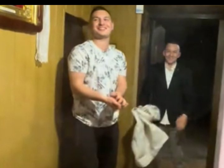 На Волині посівальники засипали будинок двома мішками зерна: курйозне відео