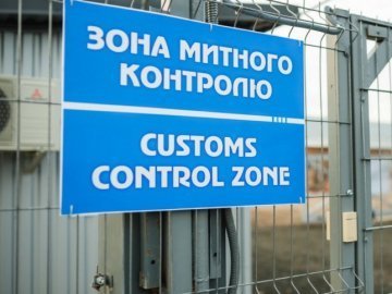 На Волині затримали контрабанду тканин на 2 мільйони