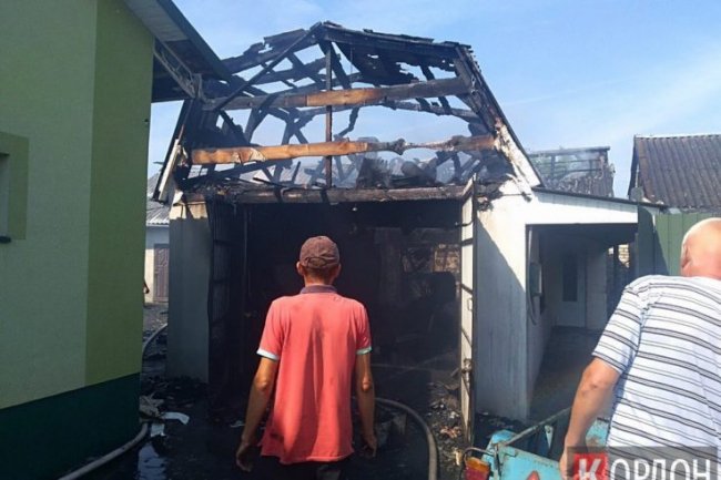 У місті на Волині загорівся гараж. ФОТО