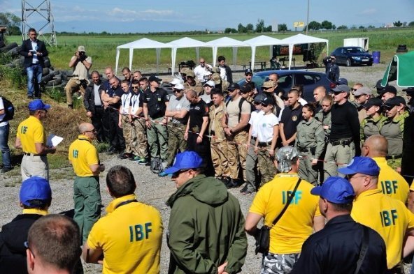 Тілоохоронці з усієї Європи змагаються у Болгарії. ФОТО