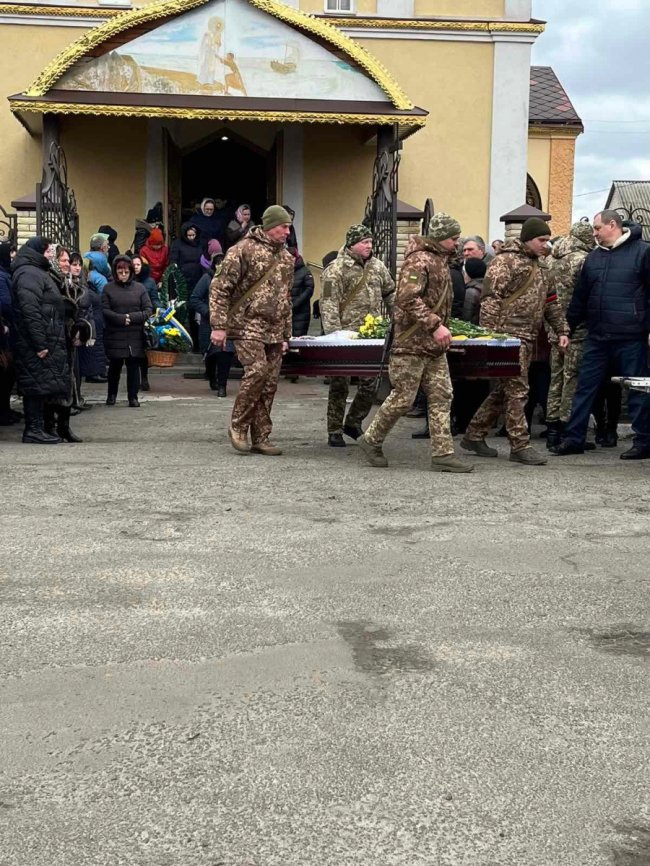 На Волині попрощалися із загиблим Героєм Олександром Сидоруком