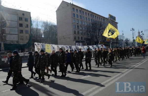 Перші добровольці Нацгвардії вирушили на навчання. ФОТО. ВІДЕО