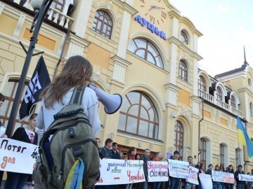 На захист поїзда «Ковель-Чернівці» зібрали понад 6,3 тисячі підписів