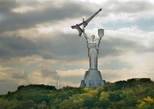 Фотожаби: як Україна «поховає» Францію