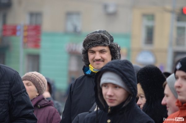 Віче на Театральному майдані: резолюція. ФОТО. ОНОВЛЕНО