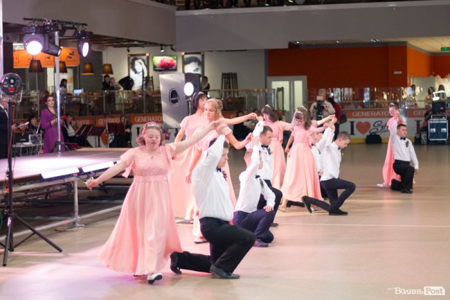 Свято з душею: у Луцьку відбувся «Осінній бал». ФОТО