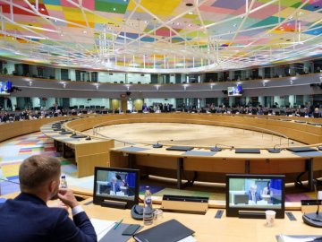 Рада ЄС слідом за Європарламентом схвалила 50 млрд євро допомоги Україні