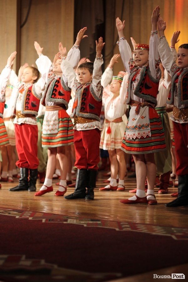 Луцьким випускникам вручили медалі