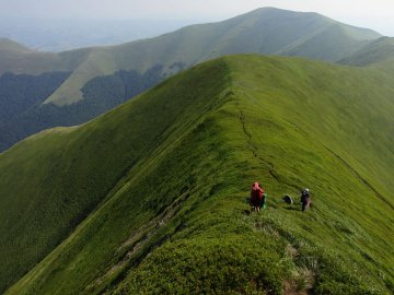 Рятувальники допомогли лучанину, якому стало зле під час сходження на Говерлу