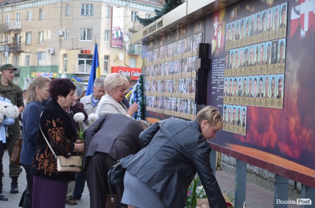У День Незалежності лучани помолились за душі загиблих Героїв