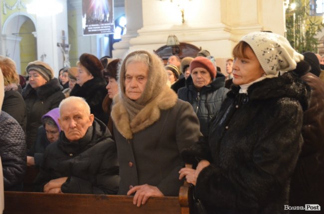 Магія Різдва: у луцькому соборі відбулося урочисте богослужіння. ФОТО