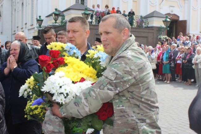 У Луцьку попрощалися із Героєм Андрієм Волосом. ФОТО