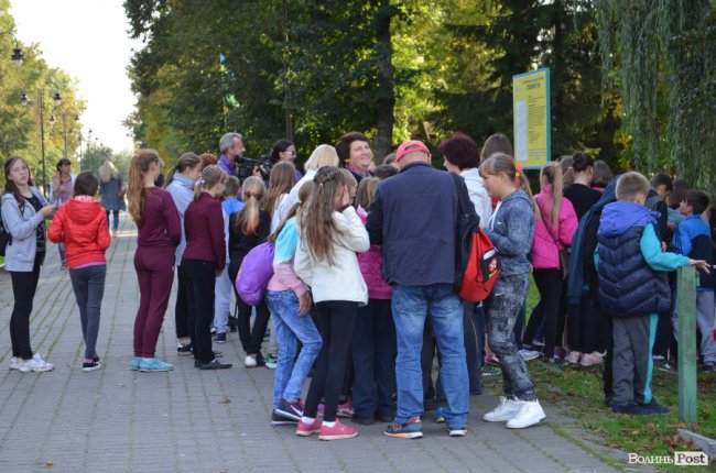 Без призів, але з грамотами: 250 дітей змагалися в луцькому парку. ФОТО