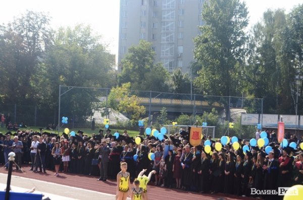 Інавгураційне відкриття та посвята першокурсників СНУ імені Лесі Українки. ФОТО